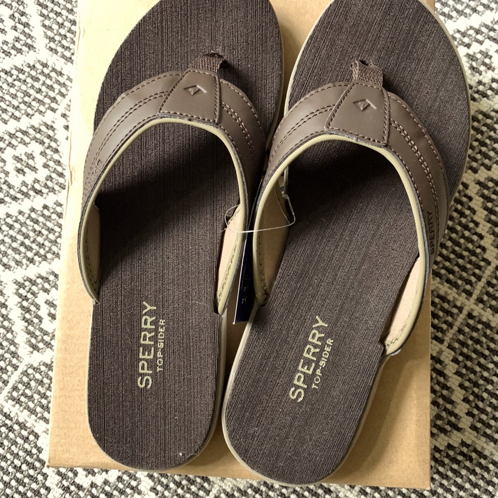 Boys Sperry Flip Flops